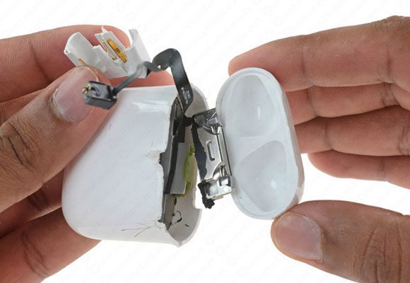 Apple AirPods