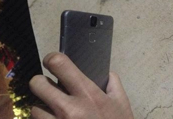 Huawei Mate 7 Compact