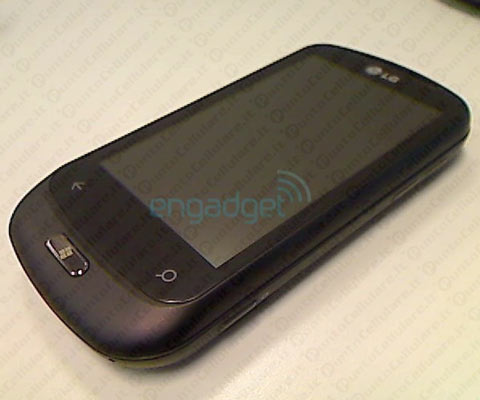 LG C900