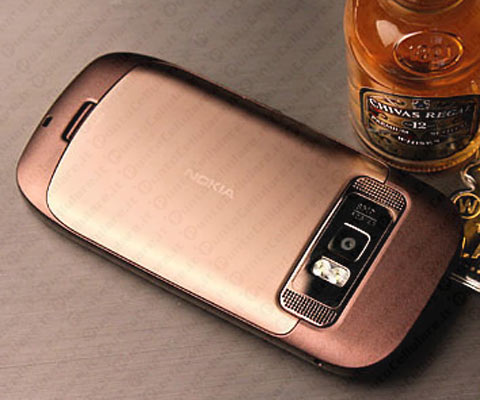 Nokia C7