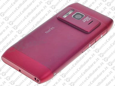 Nokia N8