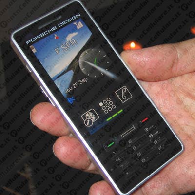 Sagem Porsche Design P9522