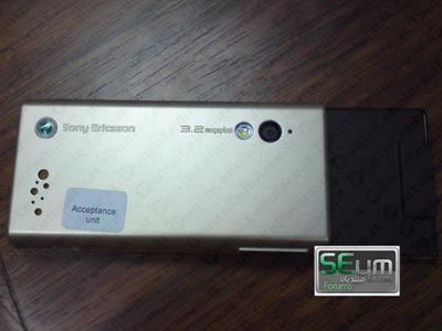 Sony Ericsson G705