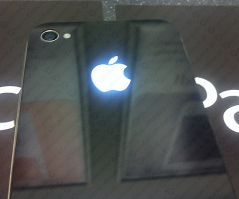 iPhone 4 logo illuminato