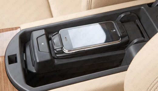 iPhone 5 interfaccia BMW e Mini