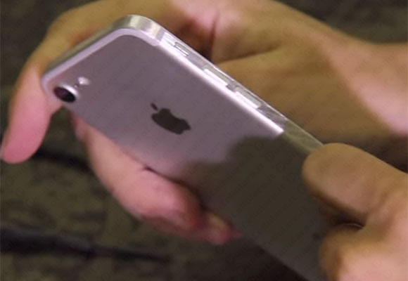 iPhone 7