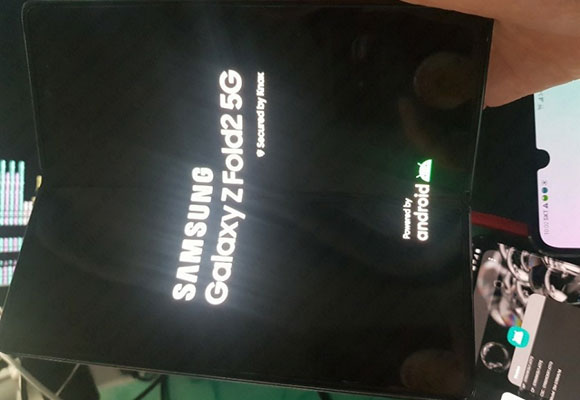 samsung galaxy z fold 2